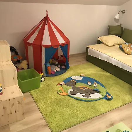Vila Osenik *